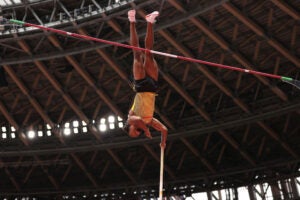 Hilarious Pole Vaulting Faces