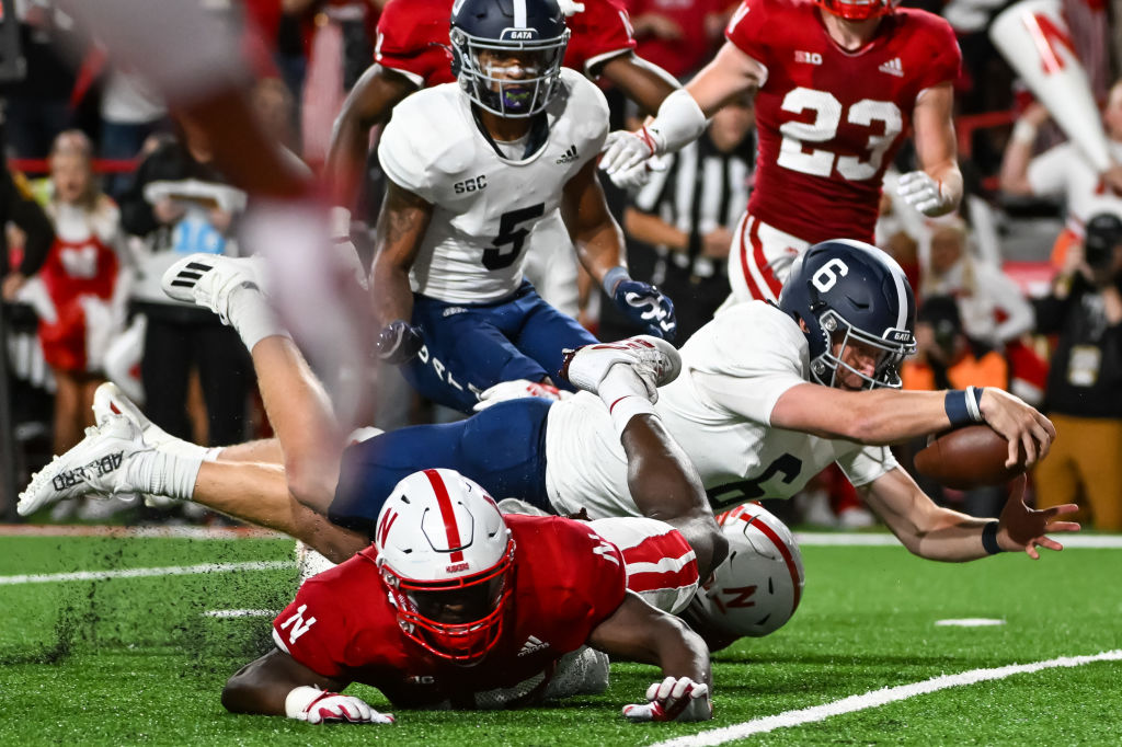 Georgia Southern v Nebraska